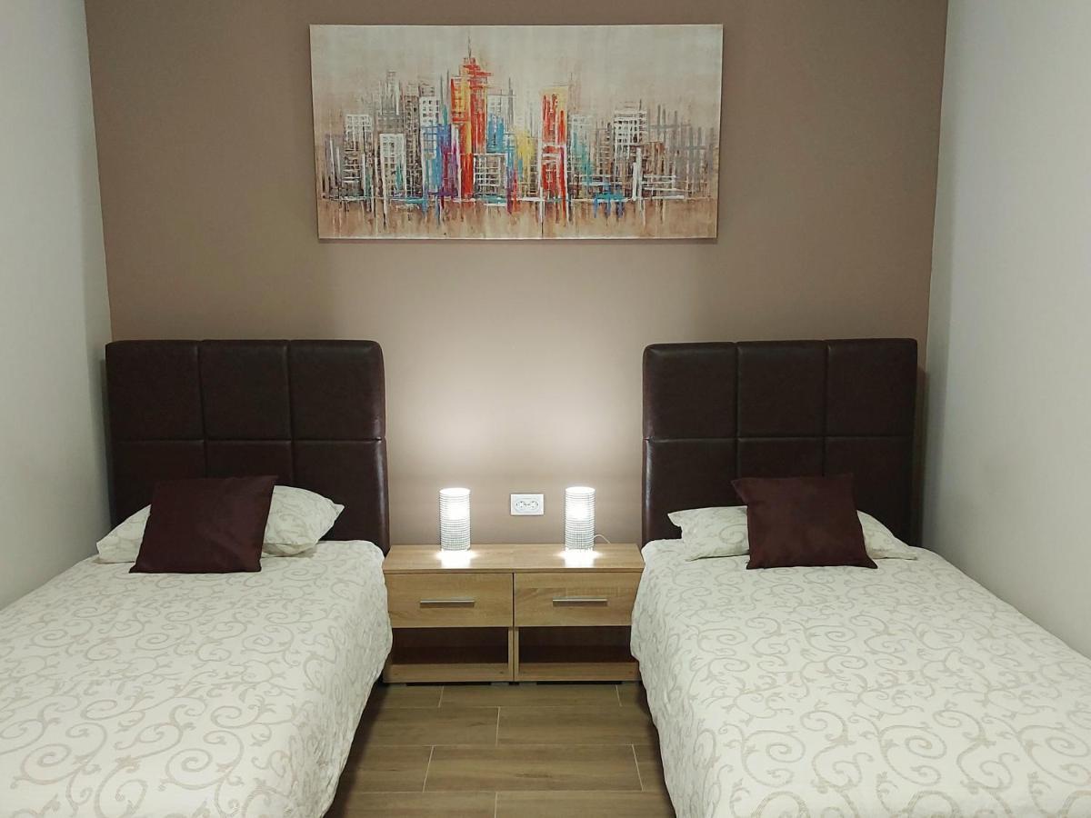 A Pousada Centar Lux 2 Zrenjanin Exterior foto