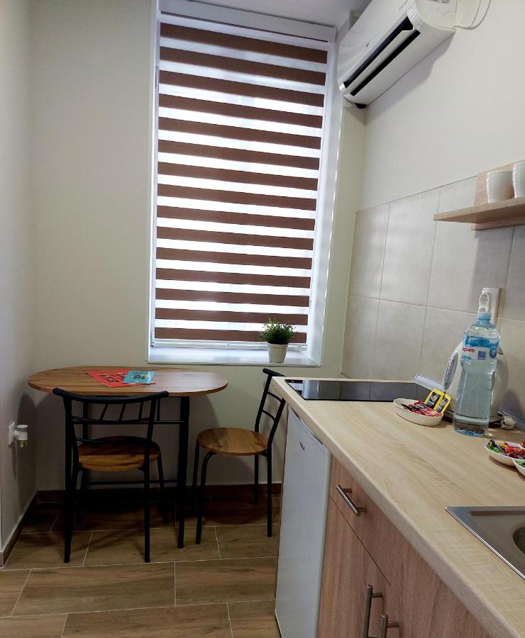 A Pousada Centar Lux 2 Zrenjanin Exterior foto