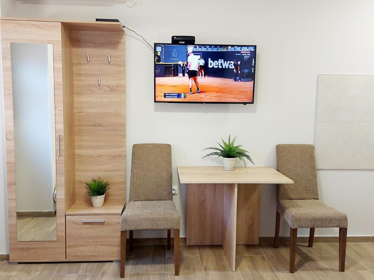 A Pousada Centar Lux 2 Zrenjanin Exterior foto