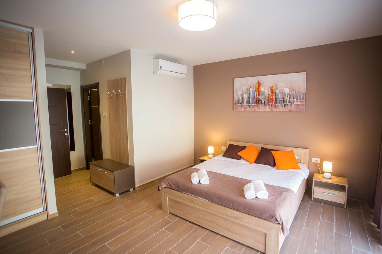 A Pousada Centar Lux 2 Zrenjanin Exterior foto