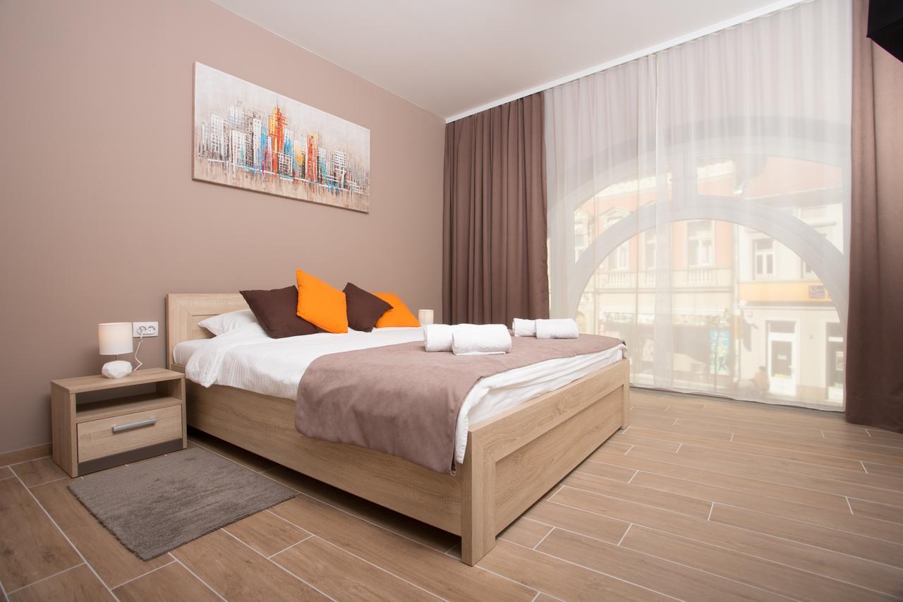 A Pousada Centar Lux 2 Zrenjanin Exterior foto