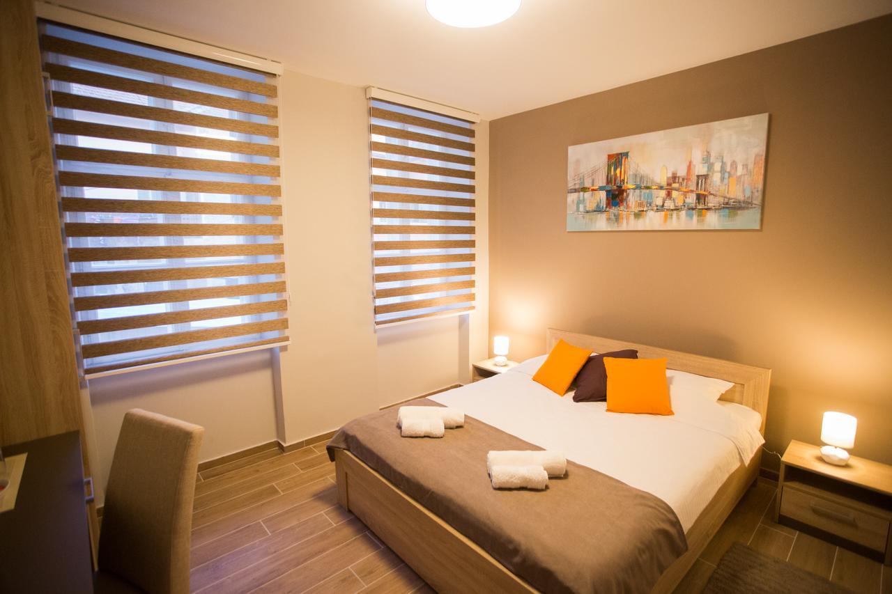 A Pousada Centar Lux 2 Zrenjanin Exterior foto