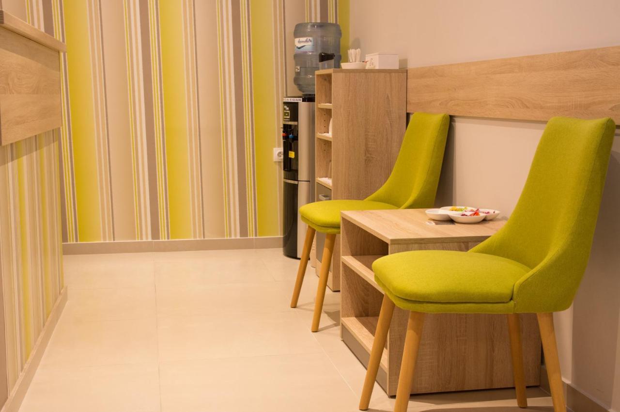 A Pousada Centar Lux 2 Zrenjanin Exterior foto